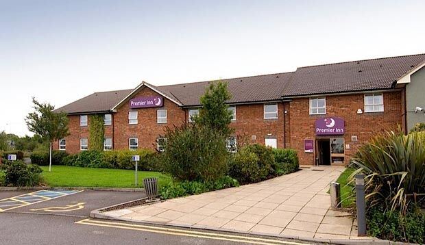 Premier Inn Утоксетър Екстериор снимка